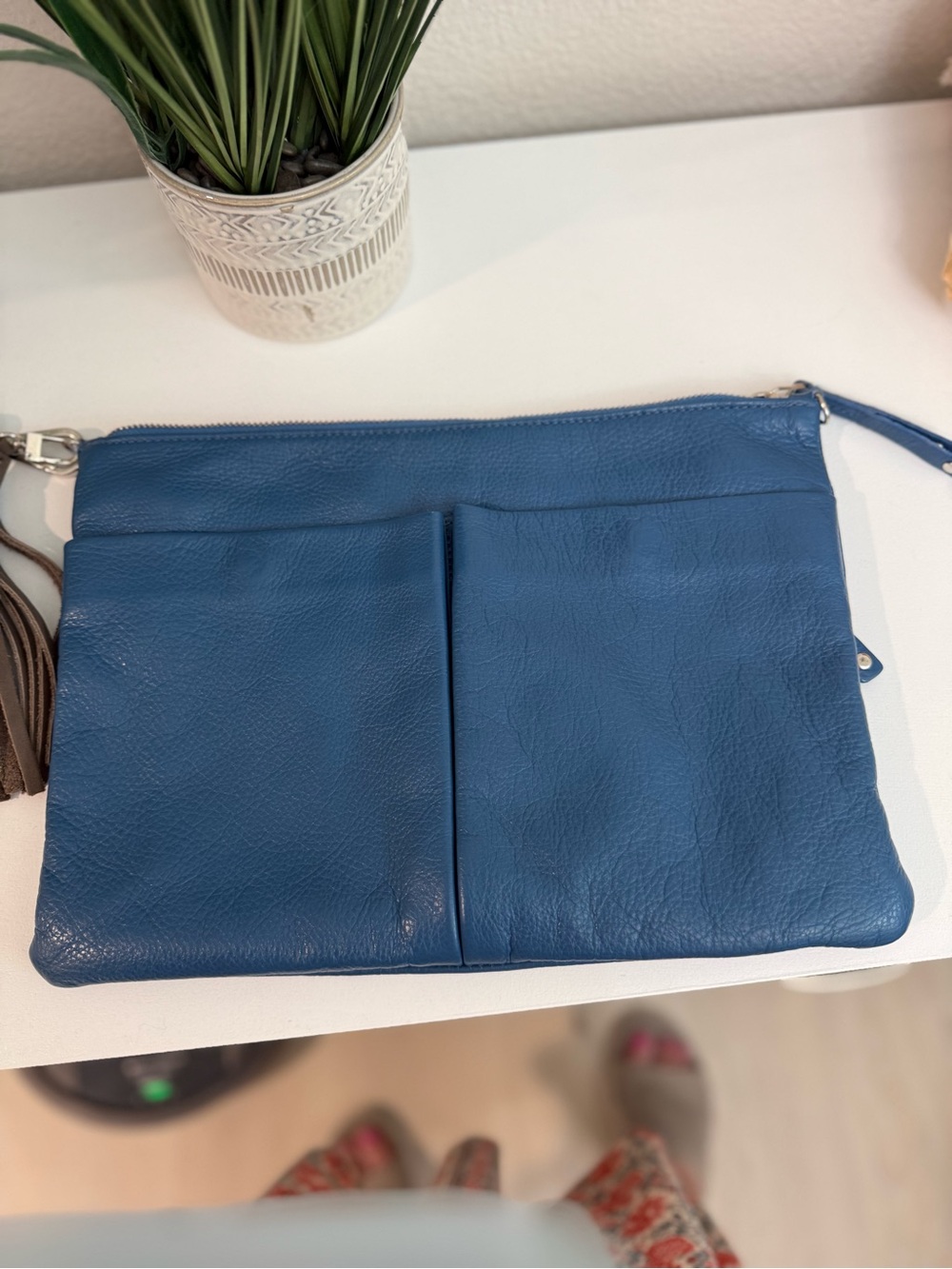 ROOTS LEATHER BLUE CROSSBODY GORGEOUS!!